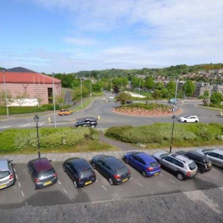 Stunning 2-Bed Apartment In Hawick Exterior photo